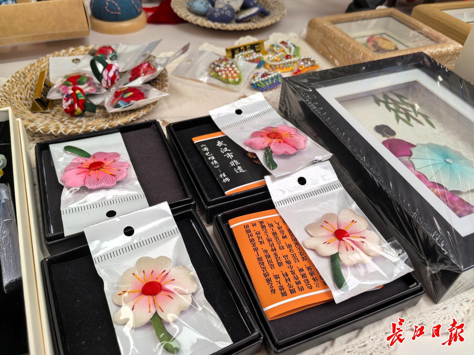 锦绣长江非遗展示活动走进昙华林，近 20 个非遗摊位和多场演出等你来  第4张