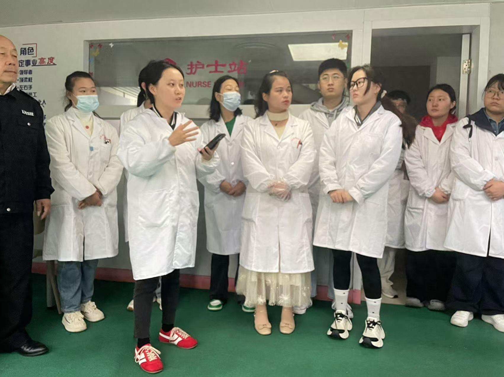 秦淮区石门坎卫生服务中心：免费体检进养老院，贴心服务暖人心  第1张