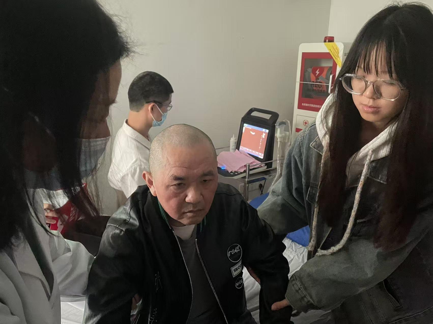 秦淮区石门坎卫生服务中心：免费体检进养老院，贴心服务暖人心  第4张