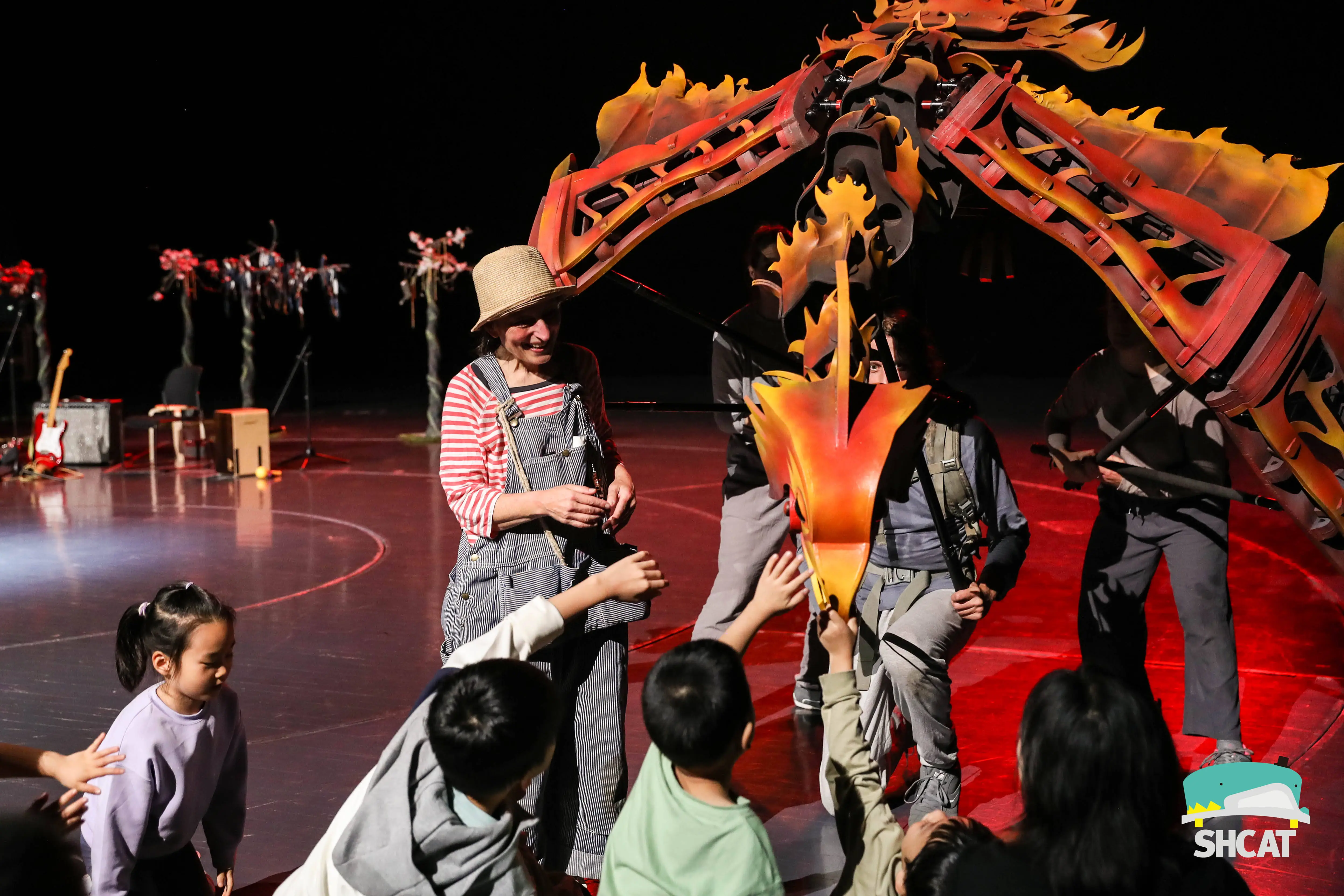 国内首部融合观演沉浸式戏剧火鸟，周末六场演出超 700 人观演  第3张