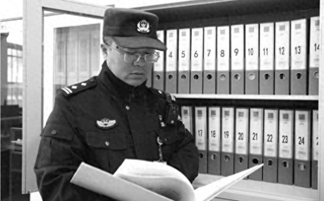 孔德华：用青春和热血坚守监狱战场，16年藏蓝梦想铸就无悔人生  第1张