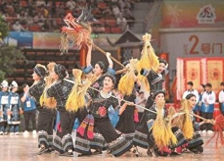 贵州队丰收龙表演惊艳全场，全力打造山地民族特色体育强省