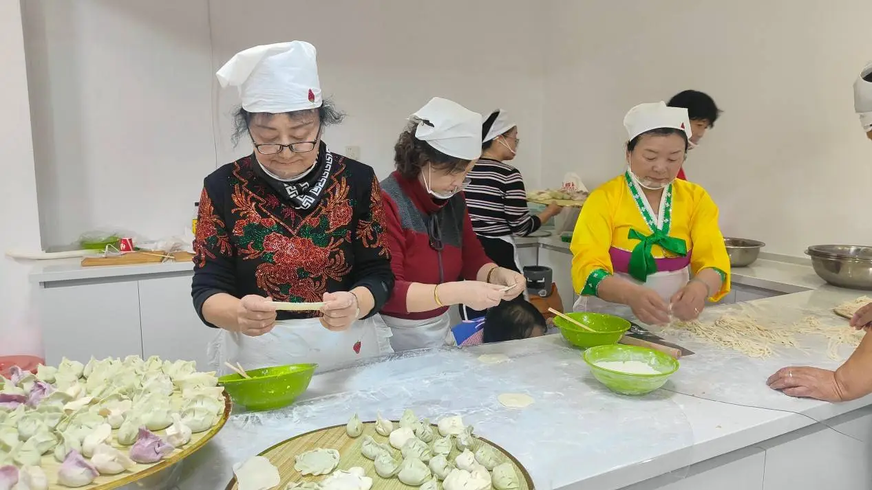 珲春市长安社区:3600户居民中2000余户住廉租房,幸福就在这里 第4张 珲春市长安社区:3600户居民中2000余户住廉租房,幸福就在这里 第4张