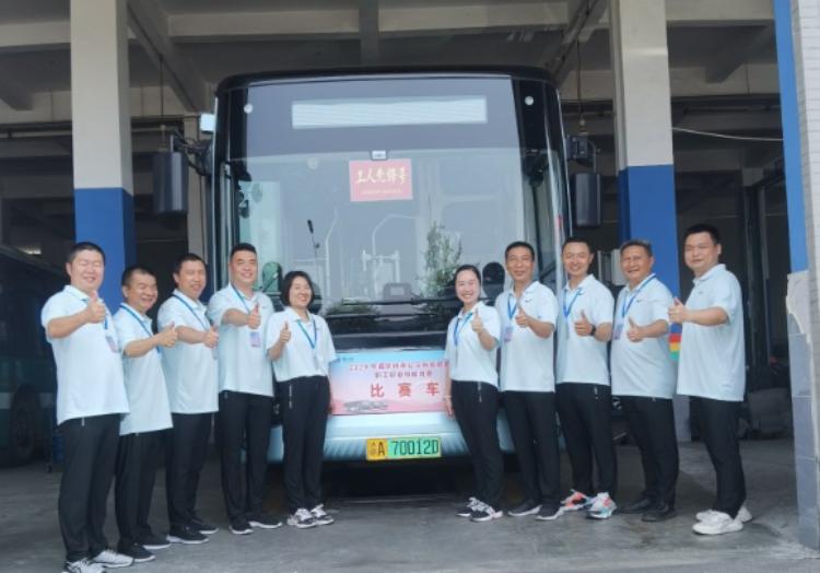 从五星级驾驶员到值班长，尹杨洋的华丽转身：8个月后，她用行动证明了自己  第4张