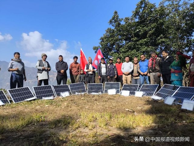 点亮尼泊尔乡村：太阳能灯捐赠仪式圆满举行，中尼友好再添新篇章  第2张