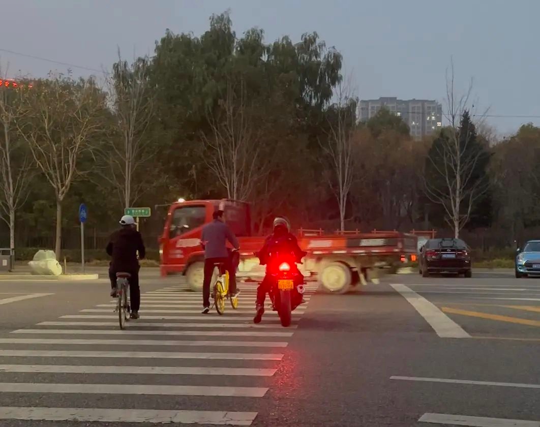 骑行爱好者必看！通州紫运西路非机动车道惊现神秘变化，你敢来挑战吗？  第5张