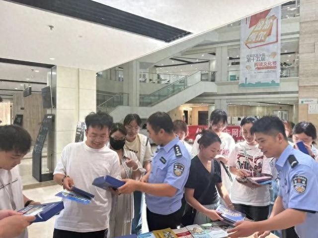 大学生网络世界：虚拟伊甸还是潘多拉盒子？揭秘网络安全进高校的真相  第1张
