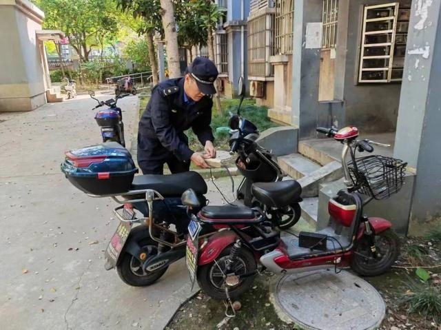 宝山区城管执法系统全力出击，打造安全有序校园周边环境，提升市民幸福指数  第6张