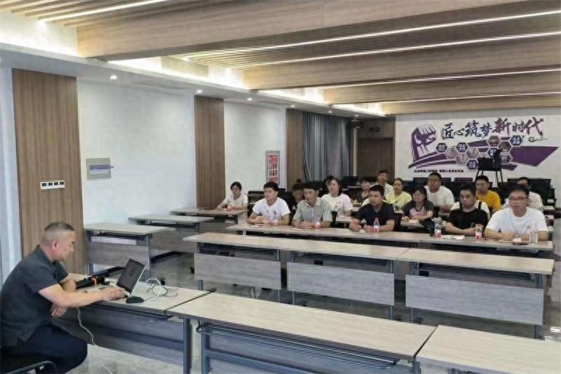 绍兴滨海新区：打造人才引育留三大工程，技能大师工作室助力人才创新活力  第1张