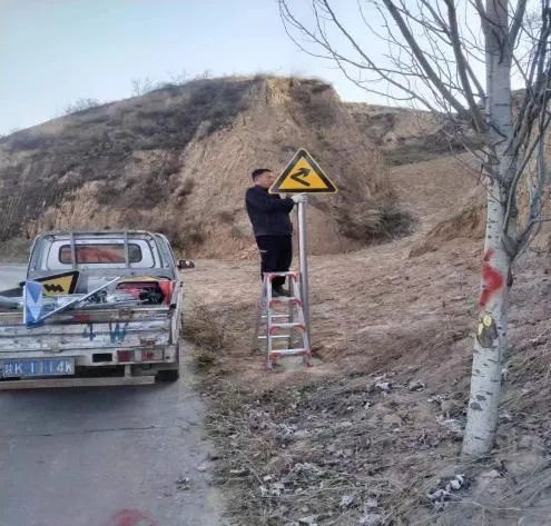 子洲县冬季农村道路融清雪工作提前部署，确保安全畅通，你准备好了吗？  第2张