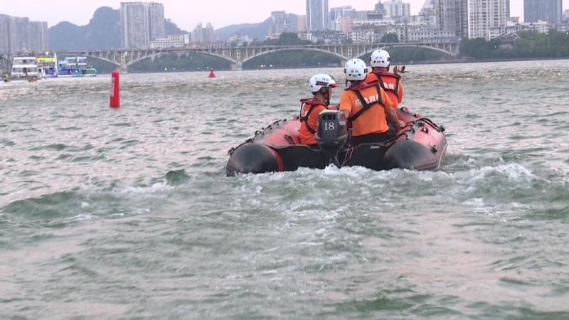 柳州水上搜救中心大手笔奖励！34.5万元表彰英雄，水上安全守护者获国家认可  第4张