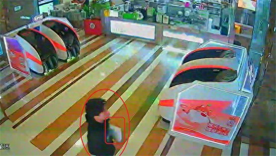 监控下的黑衣男子竟是他！宝山警方破获盗窃案，挽回损失2.5万余元