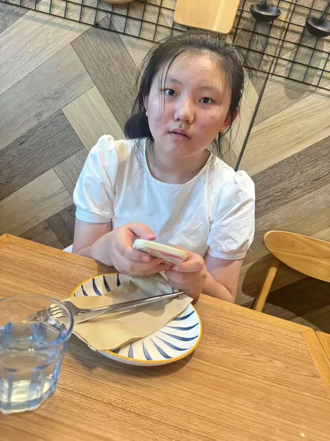 安全之星闪耀校园：六年级的武艺萌如何成为安全守护者？  第3张