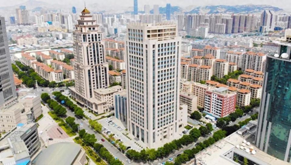 兰州高新区排名飙升！2024年全国高新区综合评价中跃升至第53位，科技创新引领未来  第1张