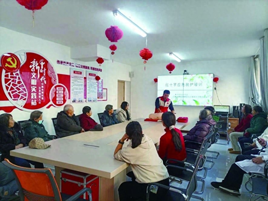 ‘急’在分秒，‘救’在身边：集宁区前进路街道解放社区应急救护培训活动全记录