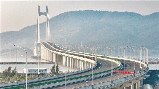 阳江港大桥正式通车！30分钟直达市区，80公里绕行成历史