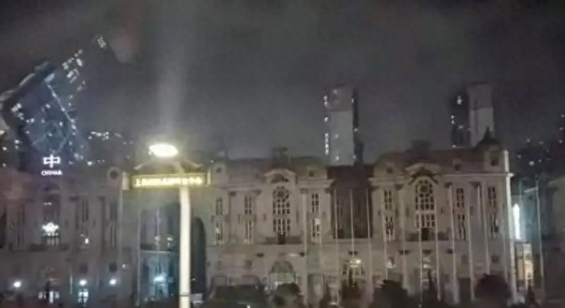 从网红到关门：上海中欧街夜市为何一夜之间黯然失色？