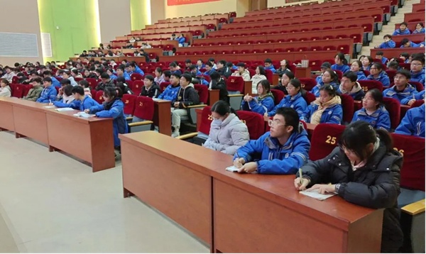 肥东一中开展班级心理委员培训会，揭秘如何识别危机信号与应对校园欺凌  第2张