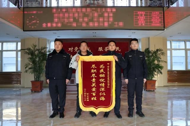 惊险半小时！警方如何成功阻止一场黄金诈骗，挽回巨额损失？  第2张