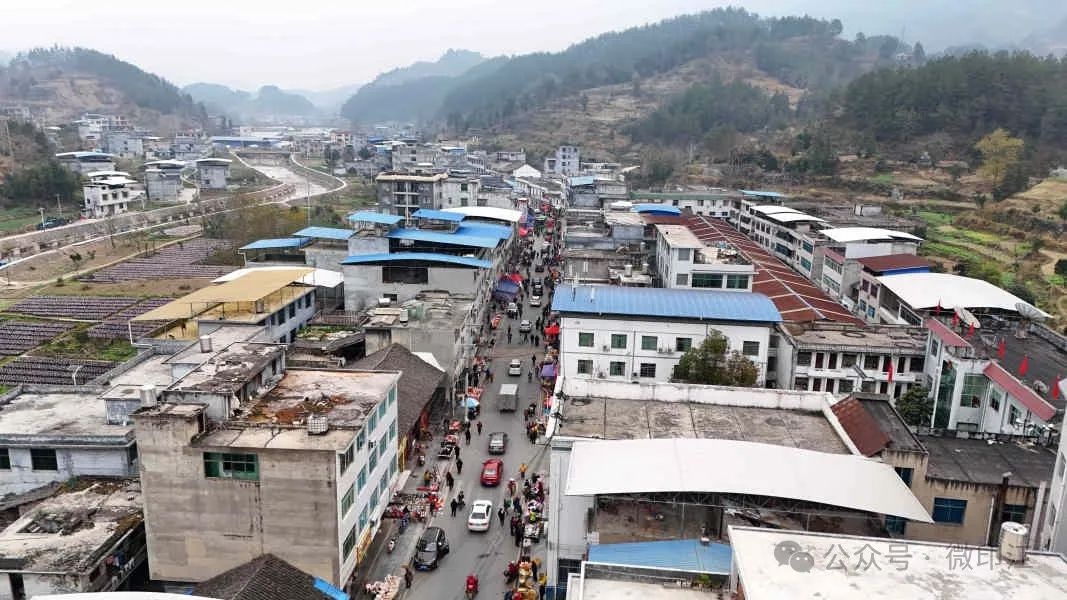 揭秘板溪镇赶集日：互联网如何将山里土货销往全国？  第6张