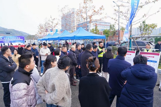 冬季道路养护难题如何破解？杭州市政行业精英齐聚金昌路共商对策  第2张