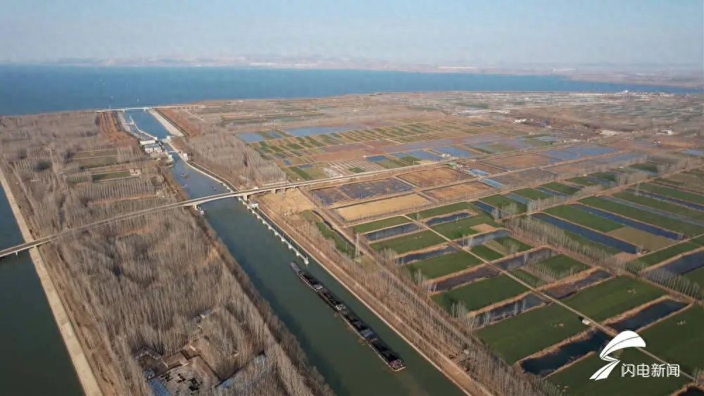 京杭运河山东段大升级！2000吨级货船全年通航，航运效率大幅提升  第1张