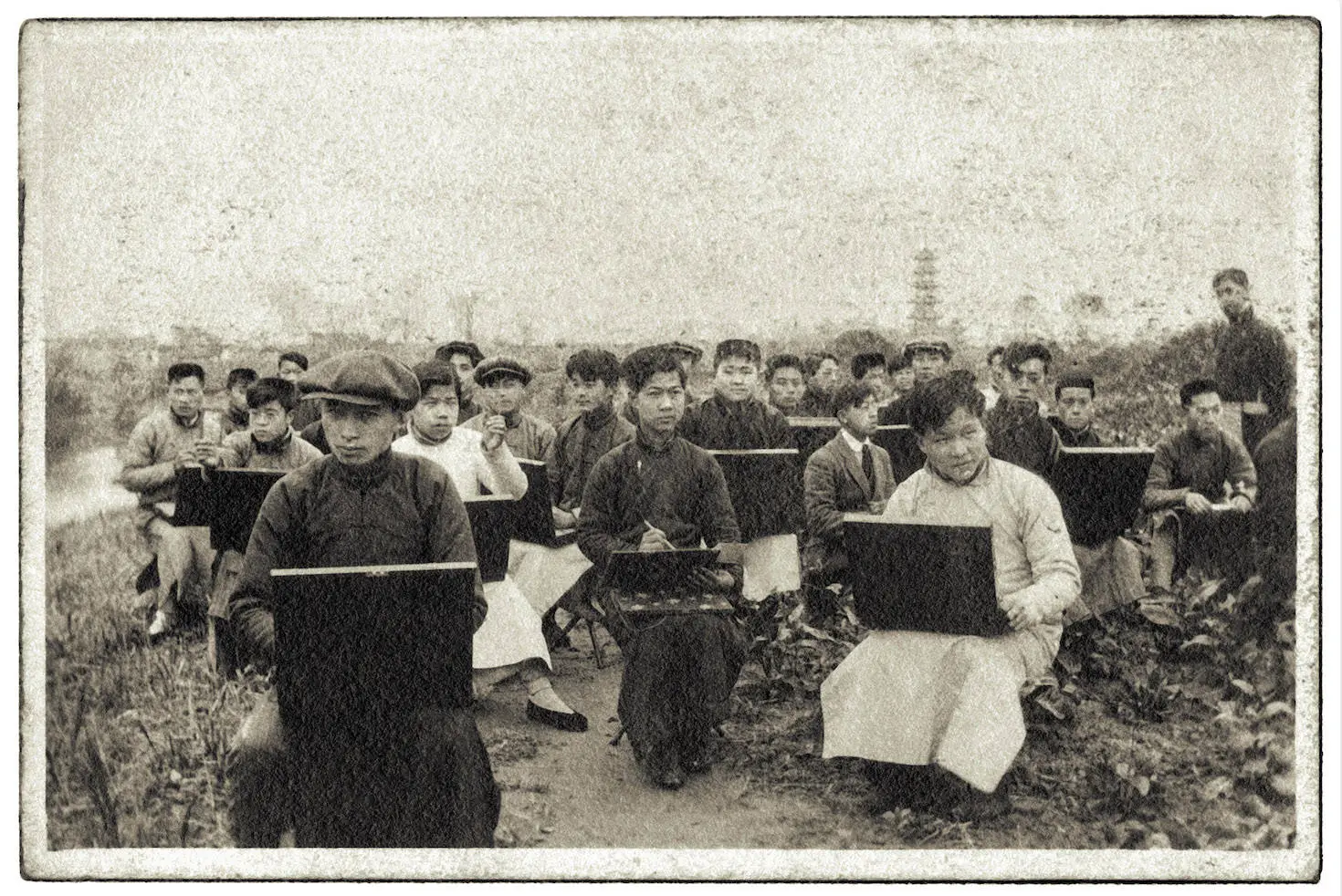 上海摄影百年巨变：1910年代至2020年代，35位艺术家268件作品震撼呈现  第3张