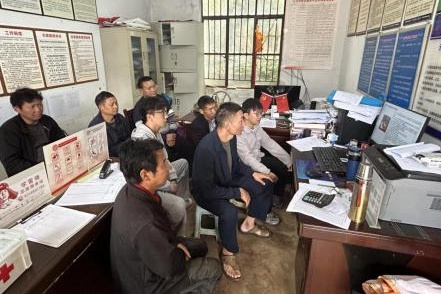 开远市2024年法律明白人队伍大升级：78名新成员加入，每个村社区都有6名法律专家  第5张