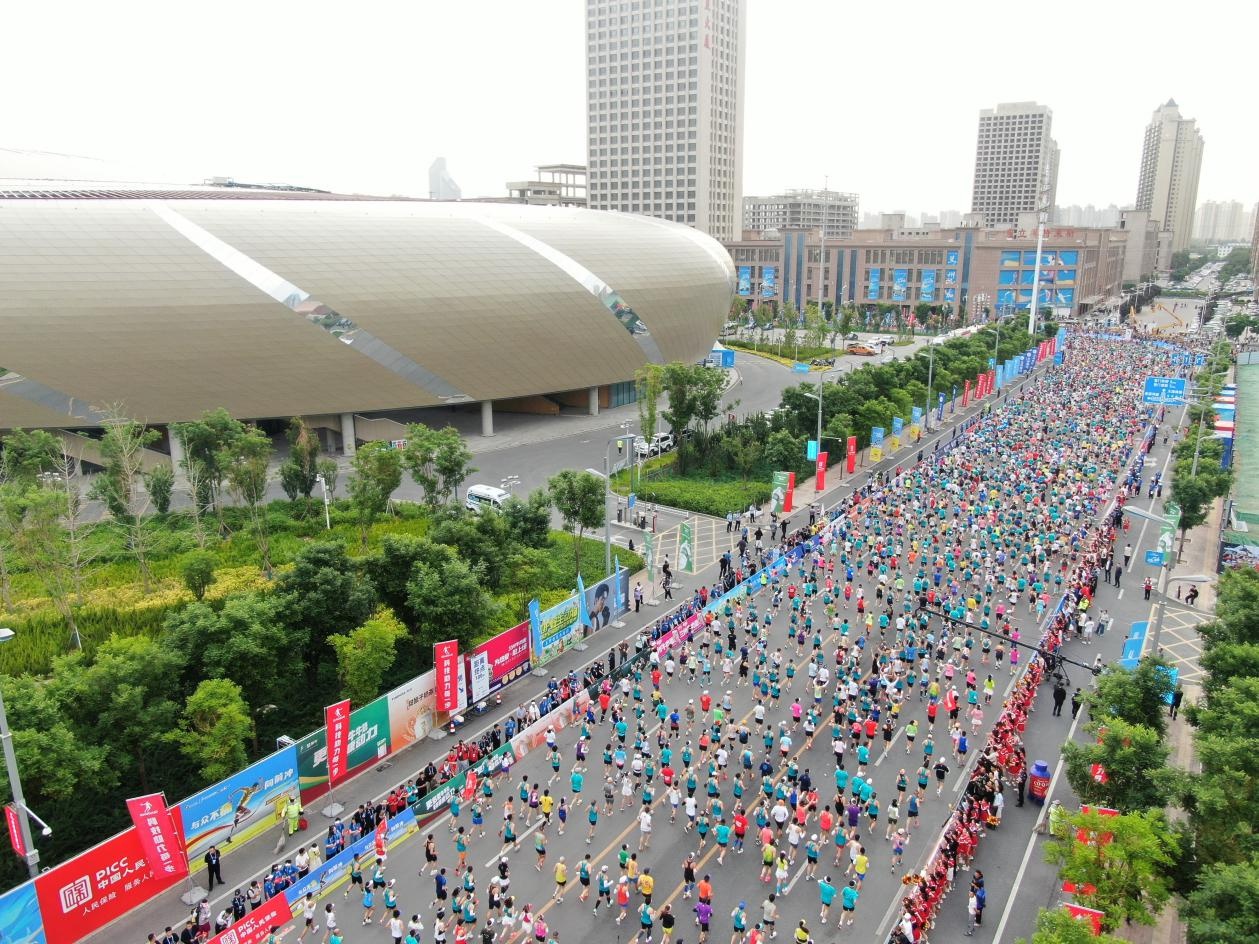 冬日兰州：黄河银装素裹，见证5000年华夏文明的壮丽画卷  第4张