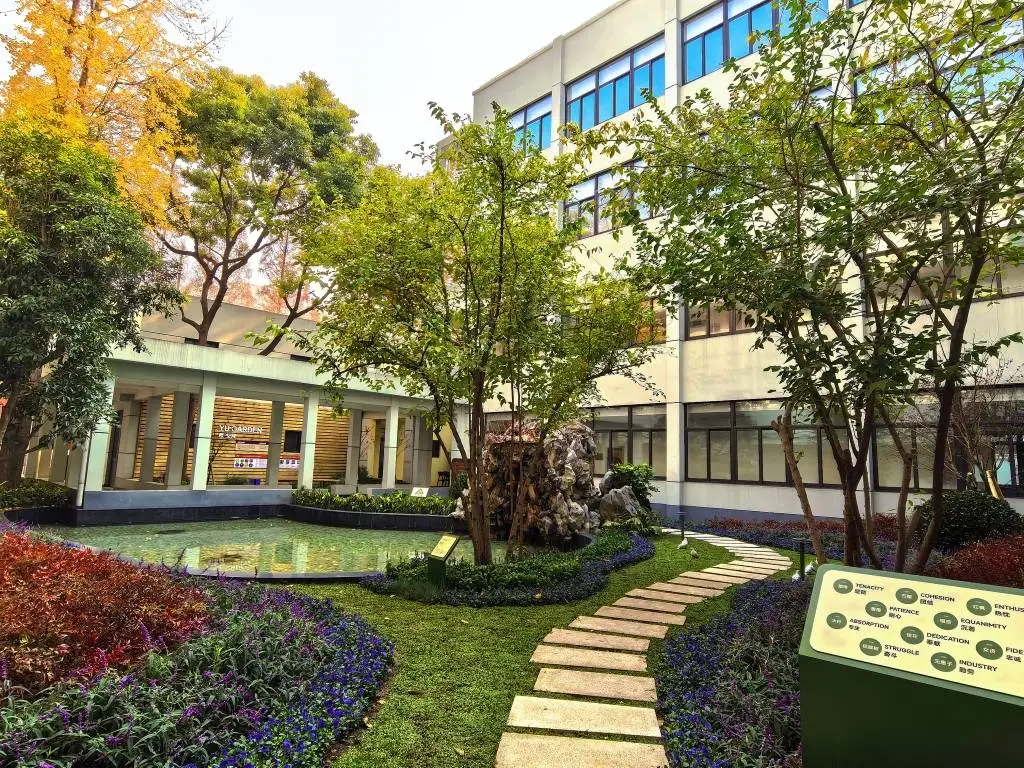 从欠债月嫂到年薪30万培训总监，田春雷的华丽转身之路  第2张