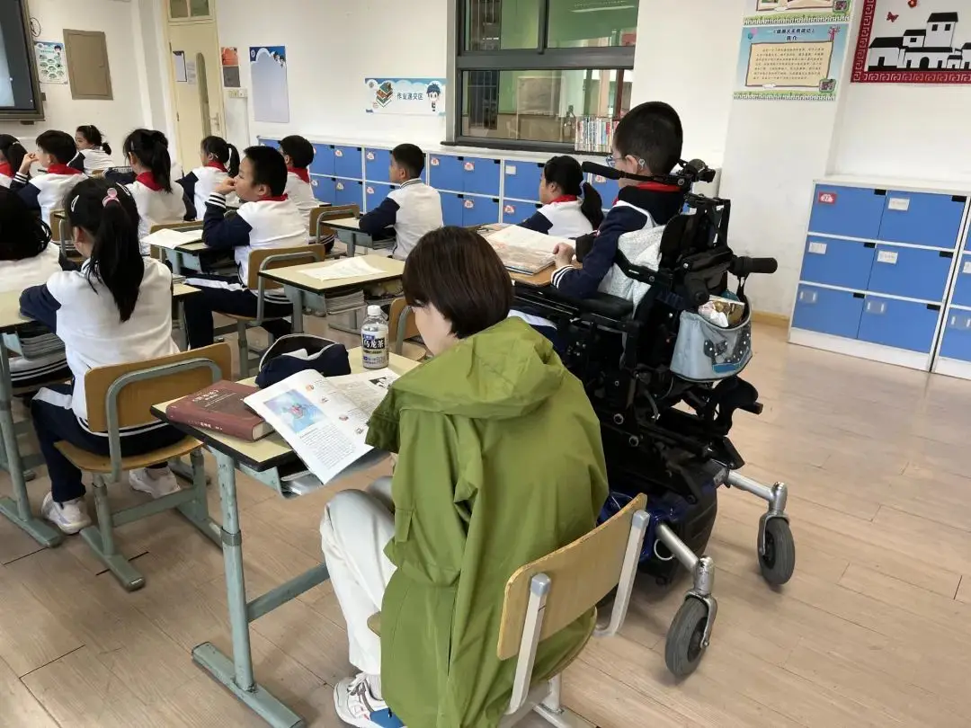 10 岁罕见病少年维洛：家在上海，我在努力活着  第5张