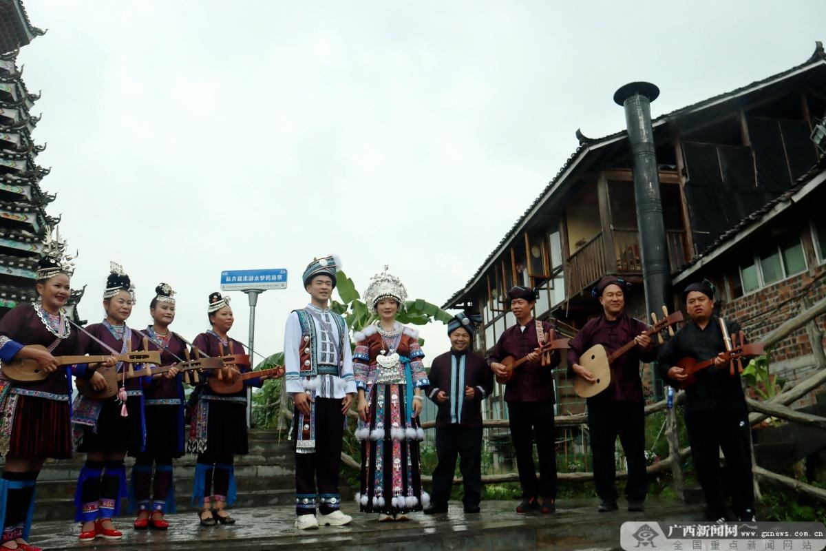 雅思组合开启苗山之旅，体验苗族传统文化，感受苗乡风情  第2张