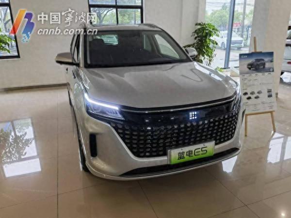 新能源汽车问题频发，车主维权路漫漫