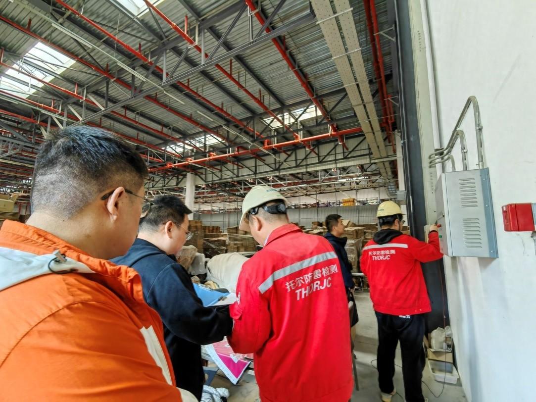 扬州市局与邗江区局联合监管防雷检测公司，确保防雷公共安全