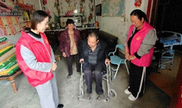 适老改造与志愿服务双管齐下，临泉县韦寨镇让老年人安度幸福晚年  第1张