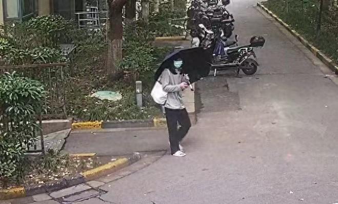 上海宝山警方破获一起入室盗窃案，被盗 5 万元现金悉数追回  第1张