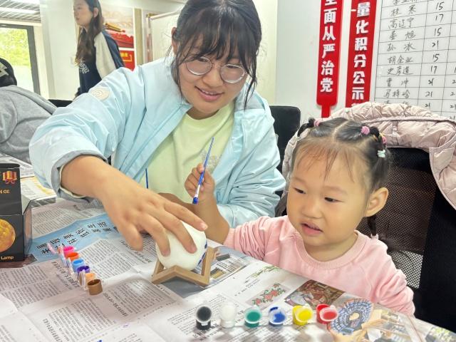 彩绘月球灯活动来袭，点燃孩子们的创意宇宙  第2张