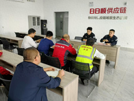 打击网络谣言，净化网络环境，公安经开分局在行动  第1张