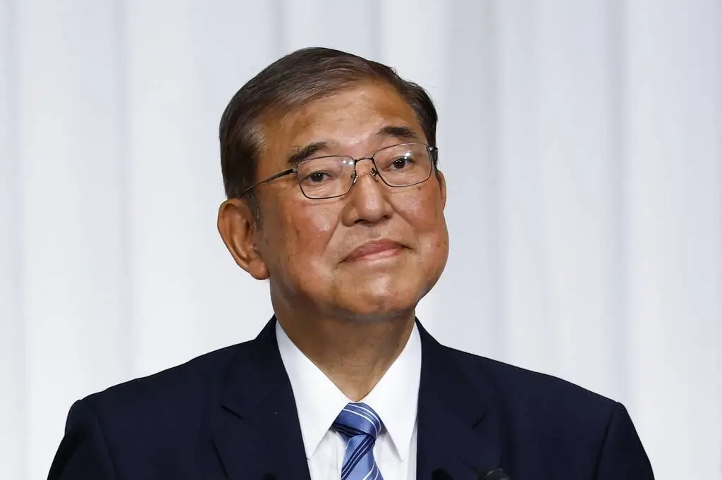 石破丸启航不足一月即触礁，自民党选举优势尽失，日本政坛何去何从？