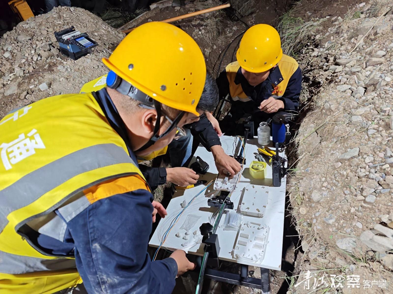 32.6 公里的关角隧道，他们在凌晨干了这件事  第1张