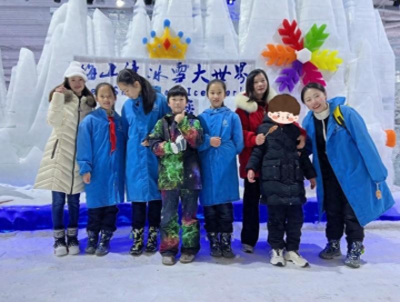 镇海区鲲池小学益家人公益组织：用爱点亮星星孩子的世界  第1张