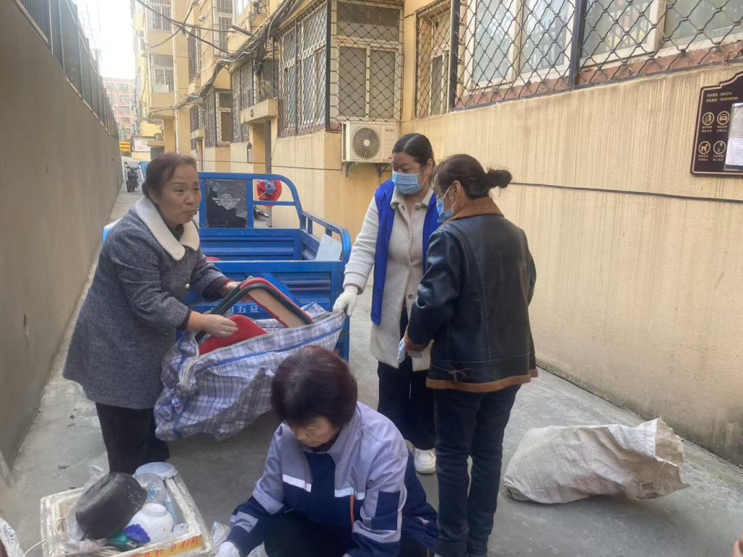 铜川王益区红旗街街道：用绣花般的精细管理，守护每一寸土地，创造宜居生活环境  第2张