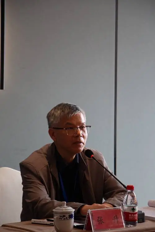 揭秘古代书籍的社交密码：非商业流通背后的文化与身份象征  第1张