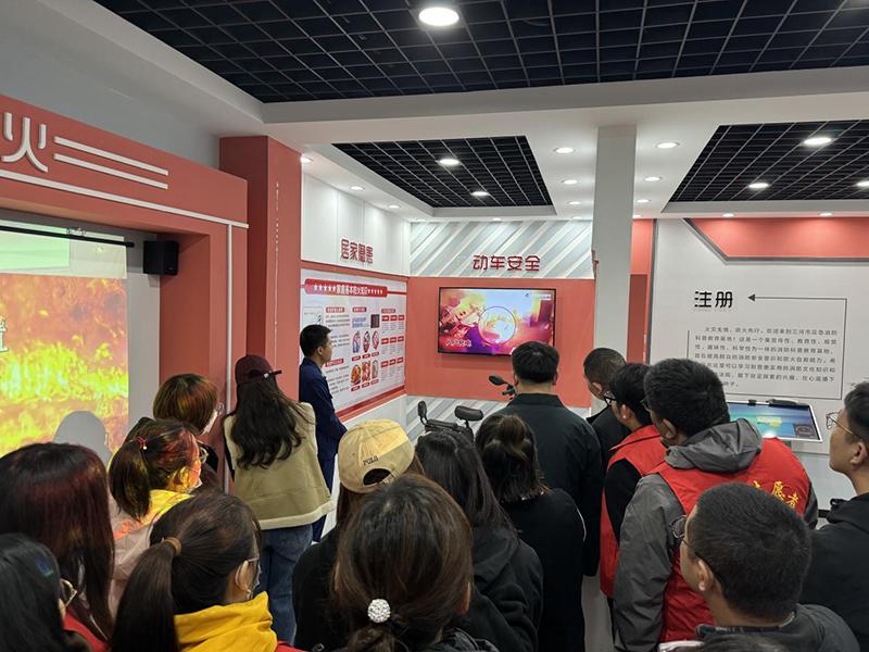 三河市消防救援大队邀您体验消防员生活，学习安全知识，共建平安家园  第4张