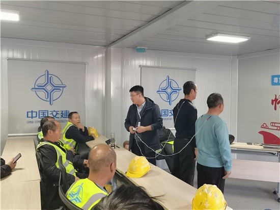 掌握急救技能，守护生命安全：中交三航局常州项目部紧急救护培训实录  第3张
