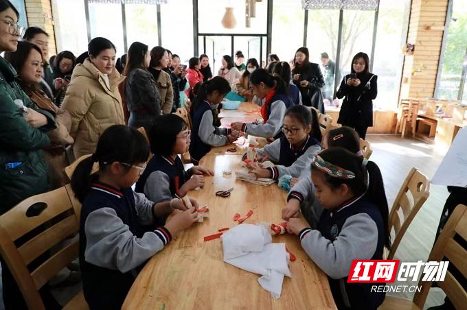 银海学校成果展示：至善至真至美，特色课程绽放独特魅力  第2张