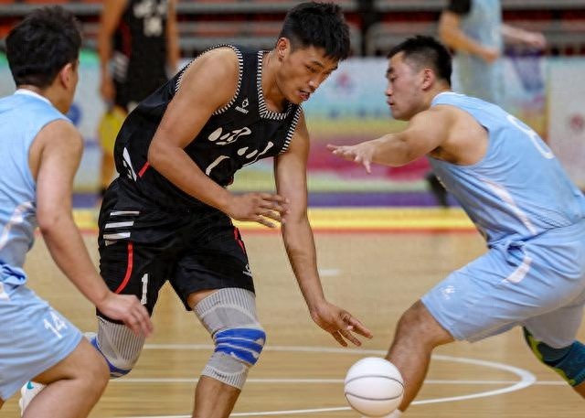四川队强势晋级！57比35大胜山东队，珍珠球男子半决赛惊现黑马