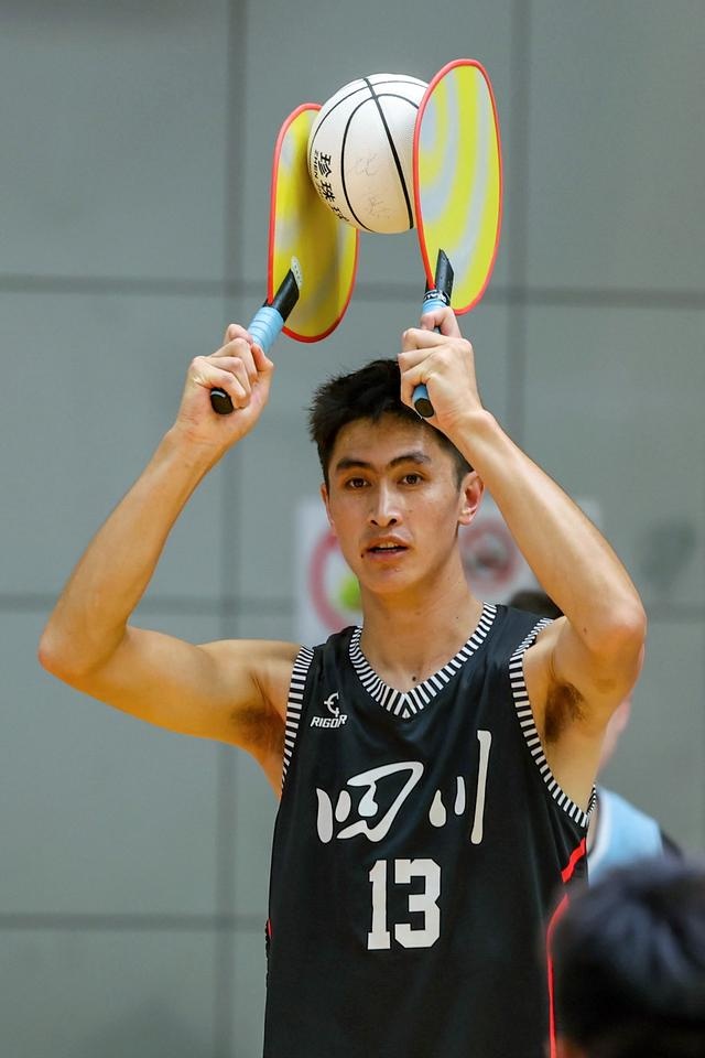 四川队强势晋级！57比35大胜山东队，珍珠球男子半决赛惊现黑马  第7张