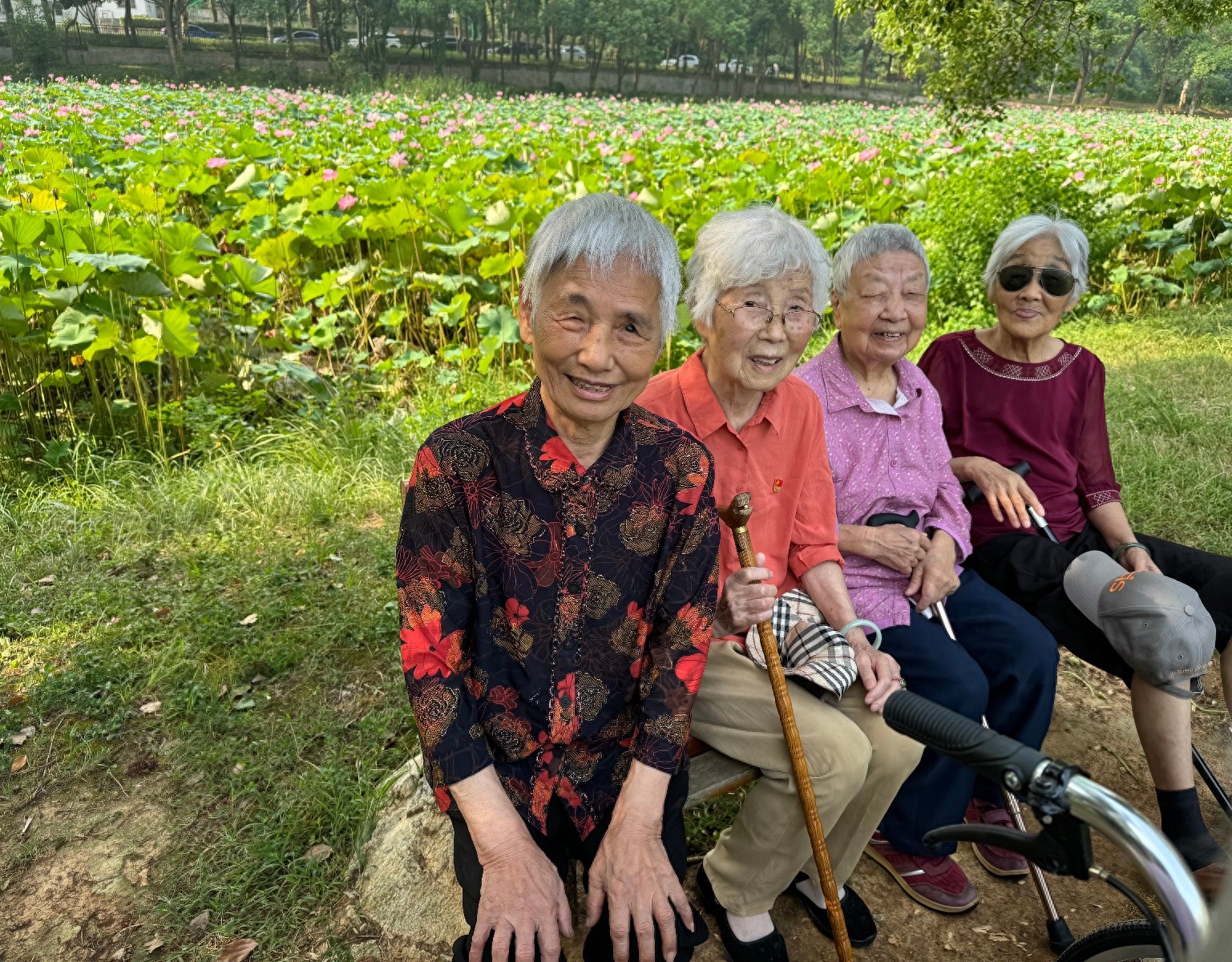 91岁刘奶奶的医养中心生活：从九道湾到湘江，她的晚年为何如此幸福？  第1张