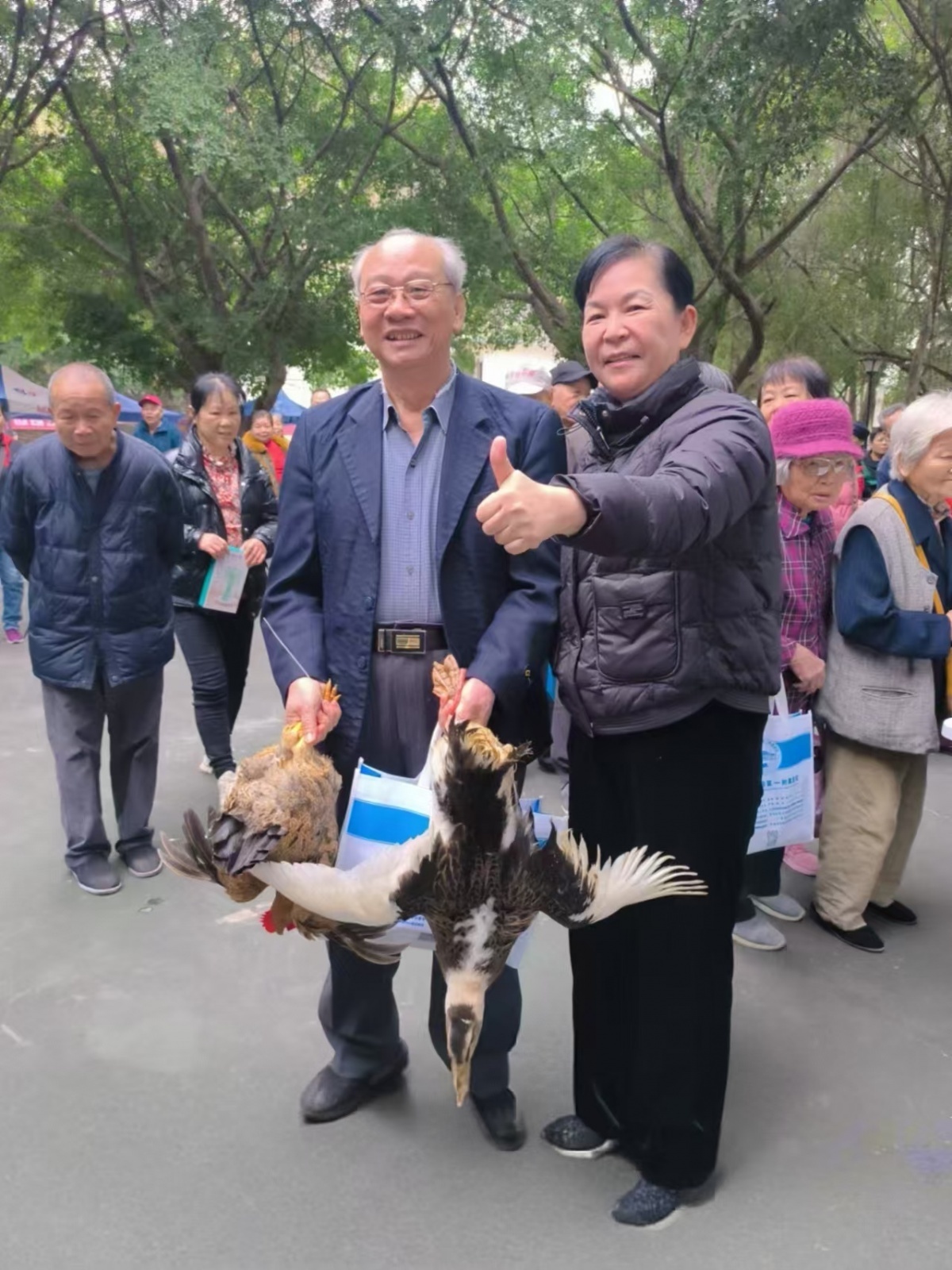 免费服务进万家，志愿者解决居民急难愁盼，幸福感爆棚  第3张